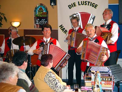 Die Lustige Harmonika Freunde